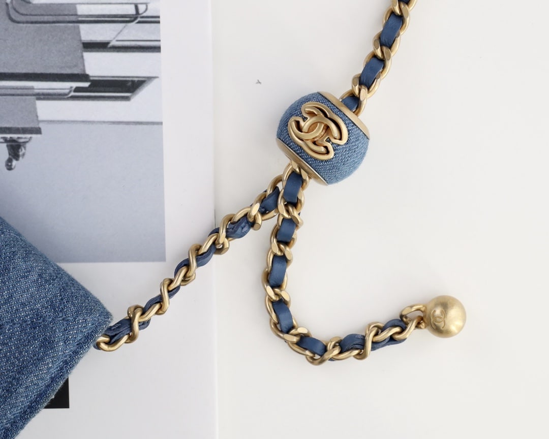 CHANEL PEARL CRUSH ON CHAIN DENIM BAG BLUE 19CM - Image 5