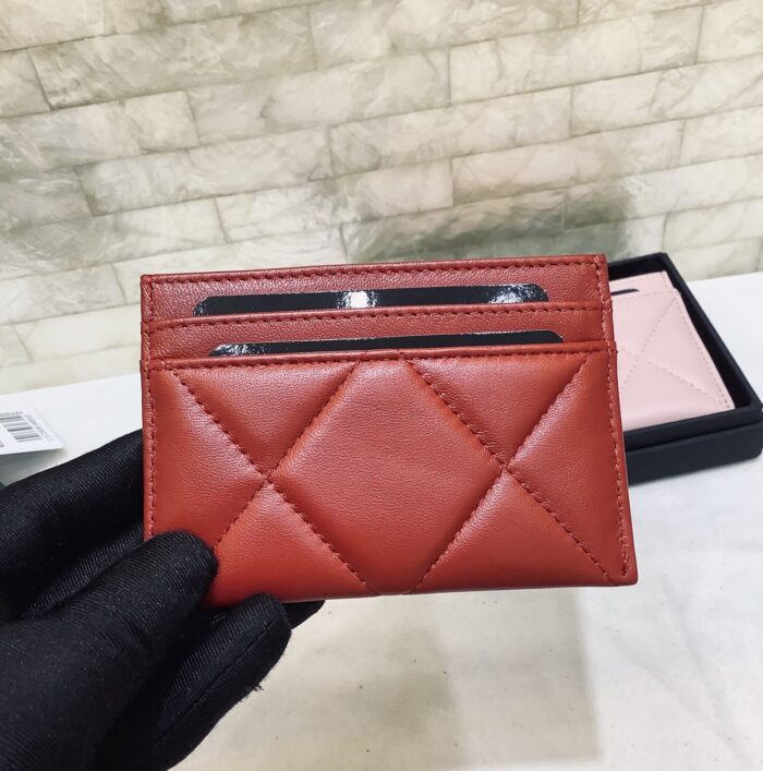 Alternative view of CHANEL FLAP WALLET RED AP0941