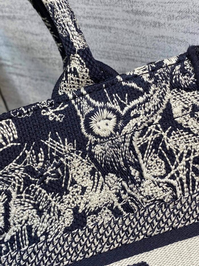 Alternative view of DIOR SMALL BOOK TOTE BLUE TOILE DE JOUY REVERSE EMBROIDERY 26CM M1265ZRGO M928
