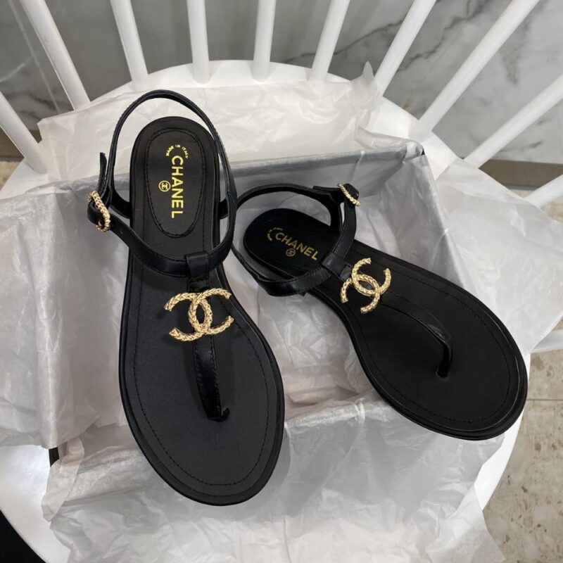 Alternative view of CHANEL GOLD CC LOGO THONG SANDALS BLACK