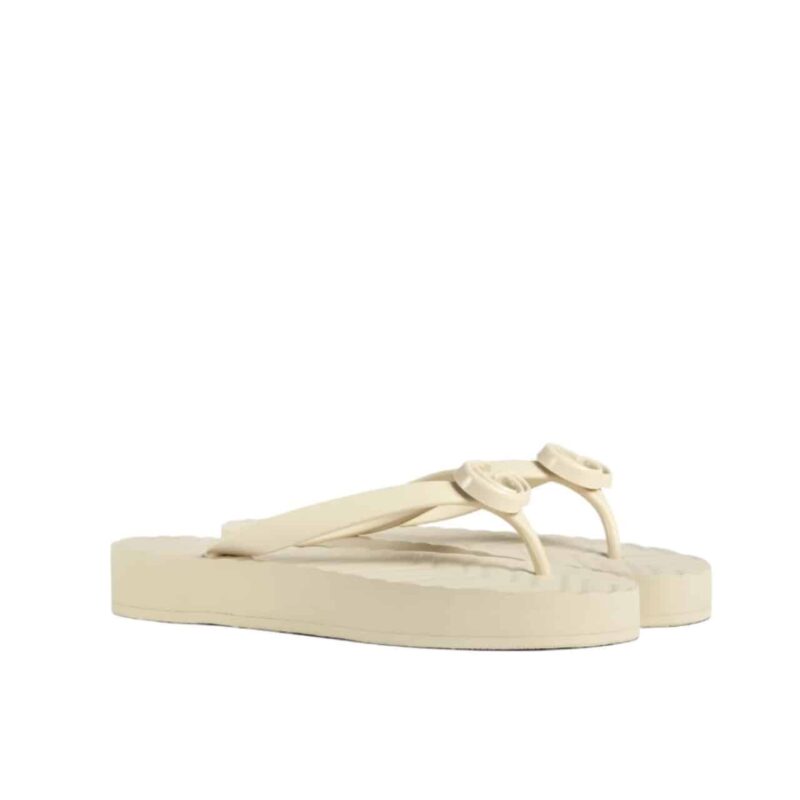 GUCCI WOMEN'S CHEVRON THONG WHITE 655463 J8710 9022