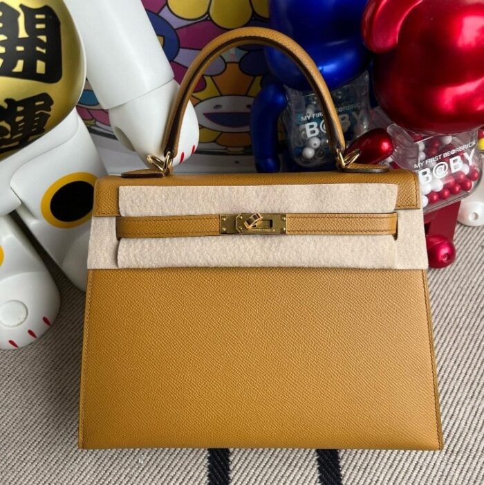 Alternative view of HERMES KELLY EPSOM 2S SESAME GOLD HARDWARE 25CM