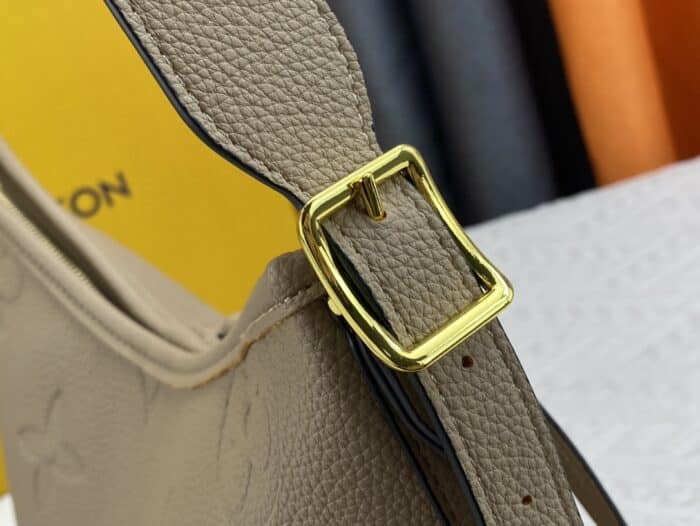 Alternative view of LOUIS VUITTON CARRYALL PM LIGHT BROWN 39CM M46292