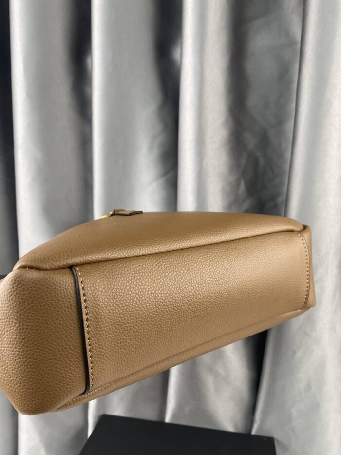 Alternative view of SAINT LAURENT LE 5 À 7 SOFT SMALL HOBO BAG IN SMOOTH LEATHER BROWN