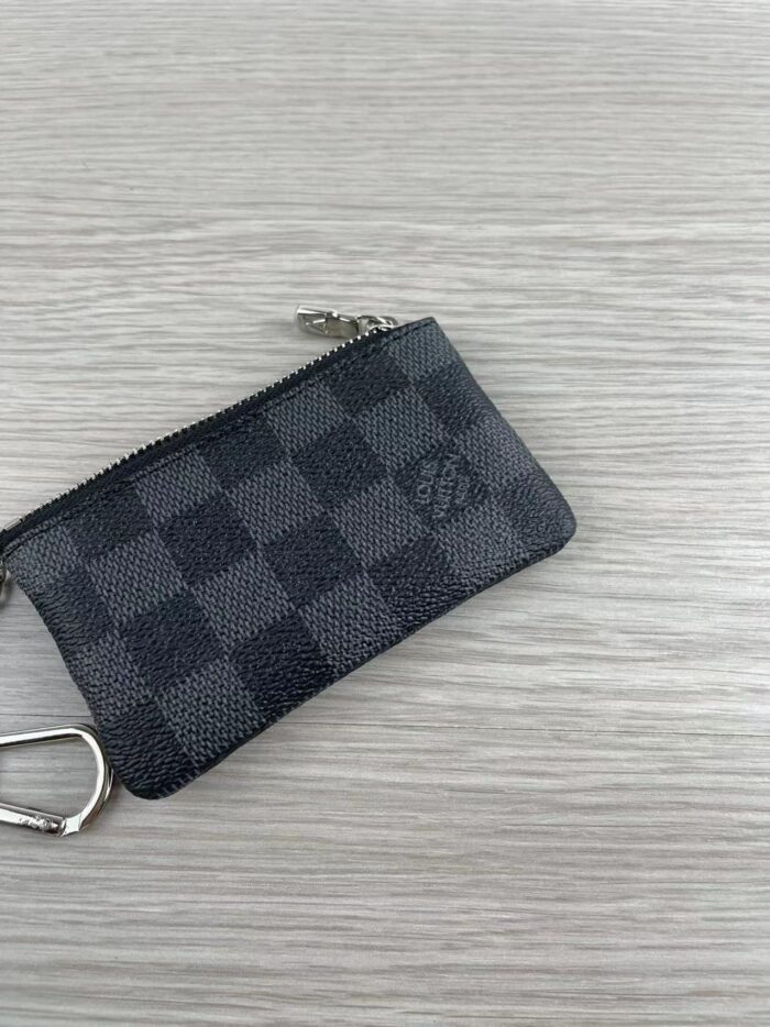 Alternative view of LOUIS VUITTON DAMIER GRAPHITE KEY POUCH M62650