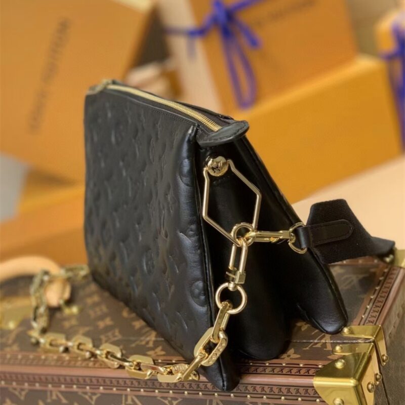 Alternative view of LOUIS VUITTON COUSSIN PM BLACK 26CM M57790