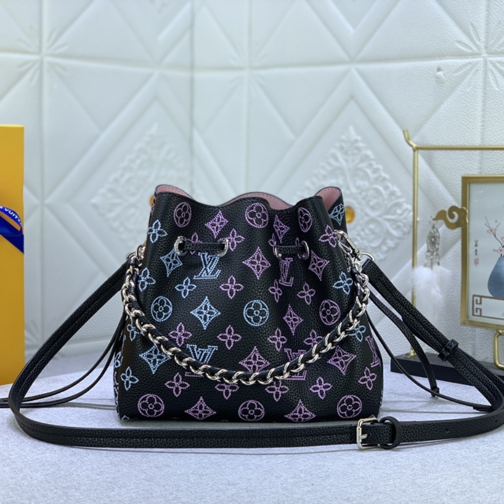 LOUIS VUITTON BELLA BLACK 22CM M21096 - Image 2