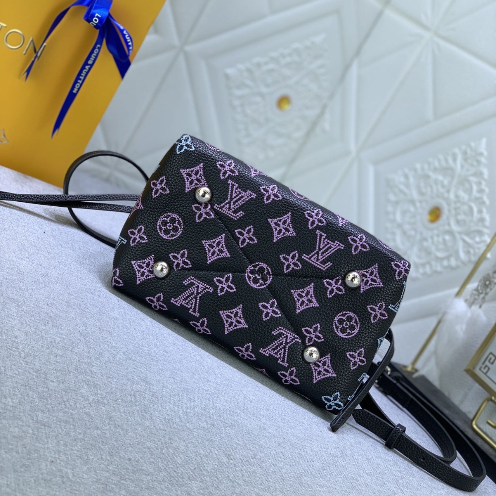 LOUIS VUITTON BELLA BLACK 22CM M21096 - Image 4