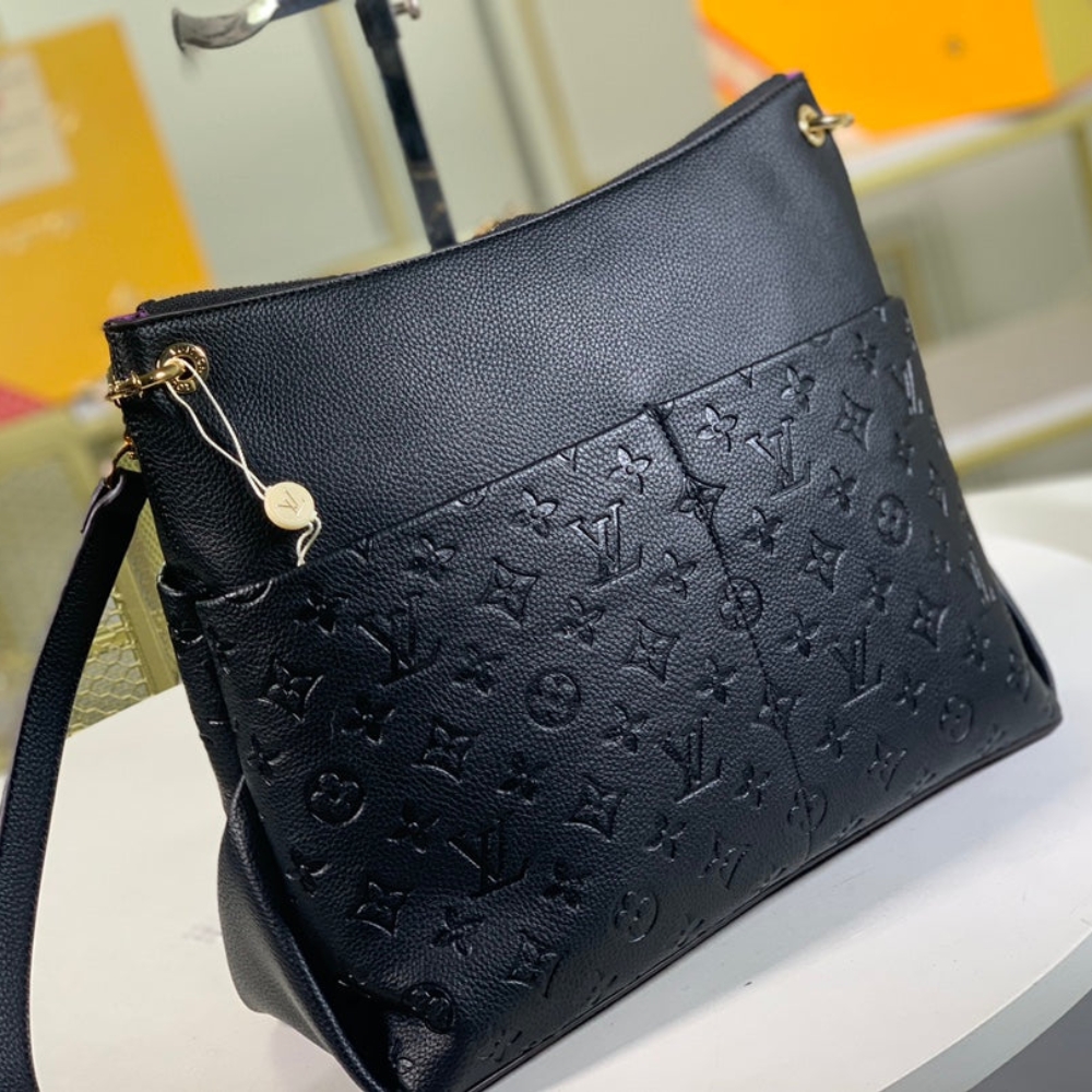 Louis Vuitton Maida Hobo Bag Black 32Cm M45522 - Image 3
