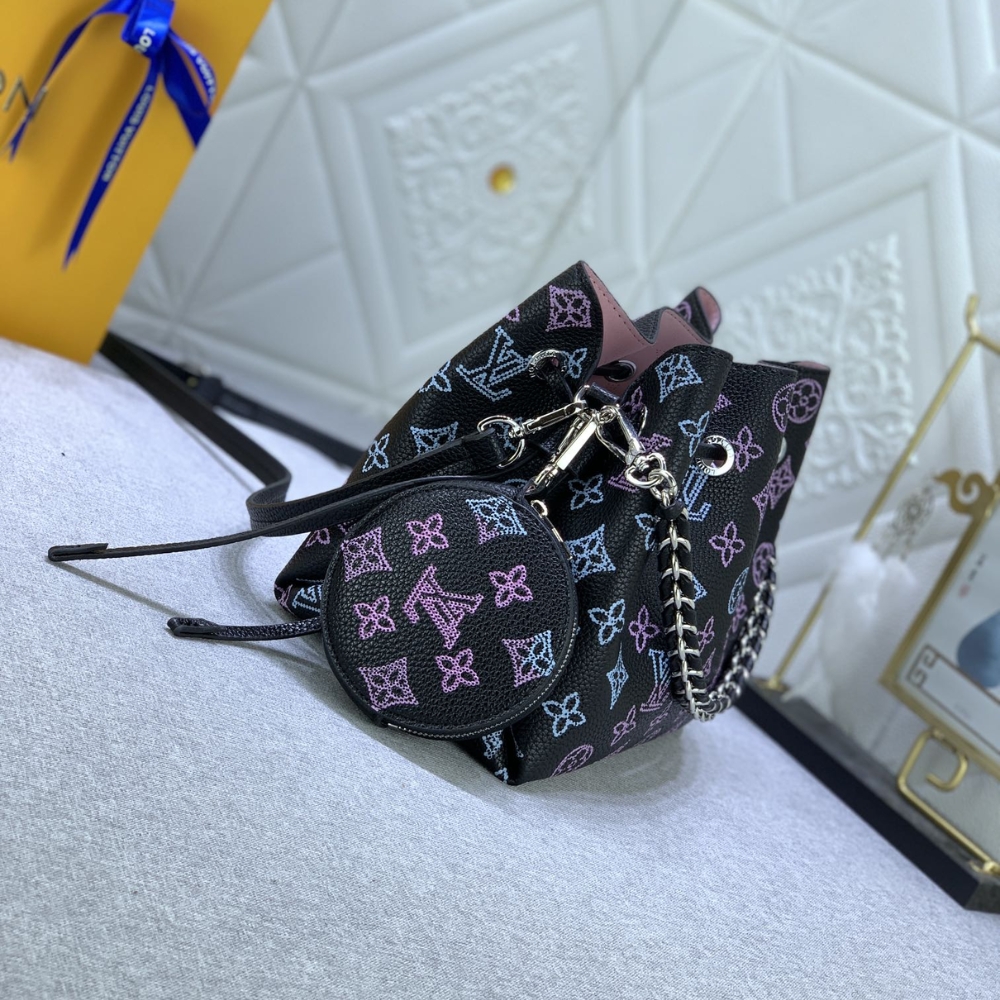 LOUIS VUITTON BELLA BLACK 22CM M21096 - Image 5