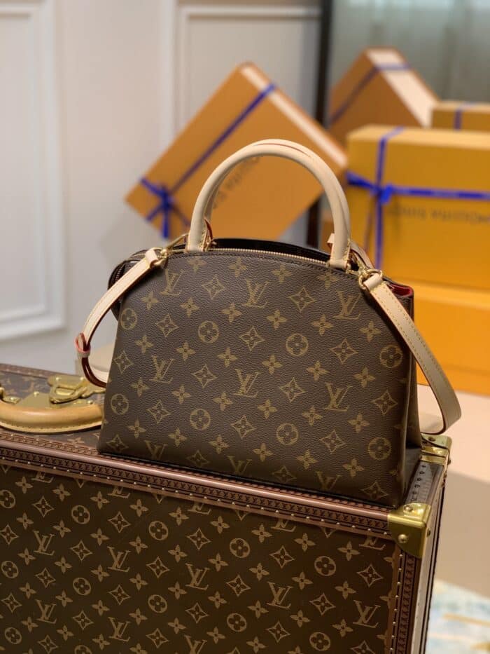 Alternative view of LOUIS VUITTON PETIT PALAIS TOTE 29CM M45900