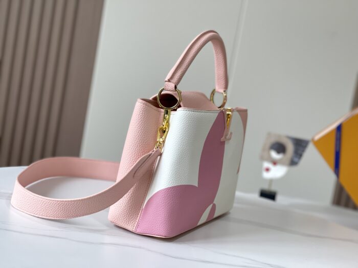 Alternative view of LOUIS VUITTON CAPUCINES BB PINK M59532