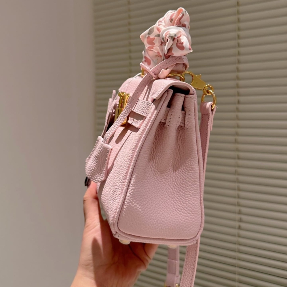 Hermès Birkin 20 Togo Leather Light Pink 20Cm - Image 6