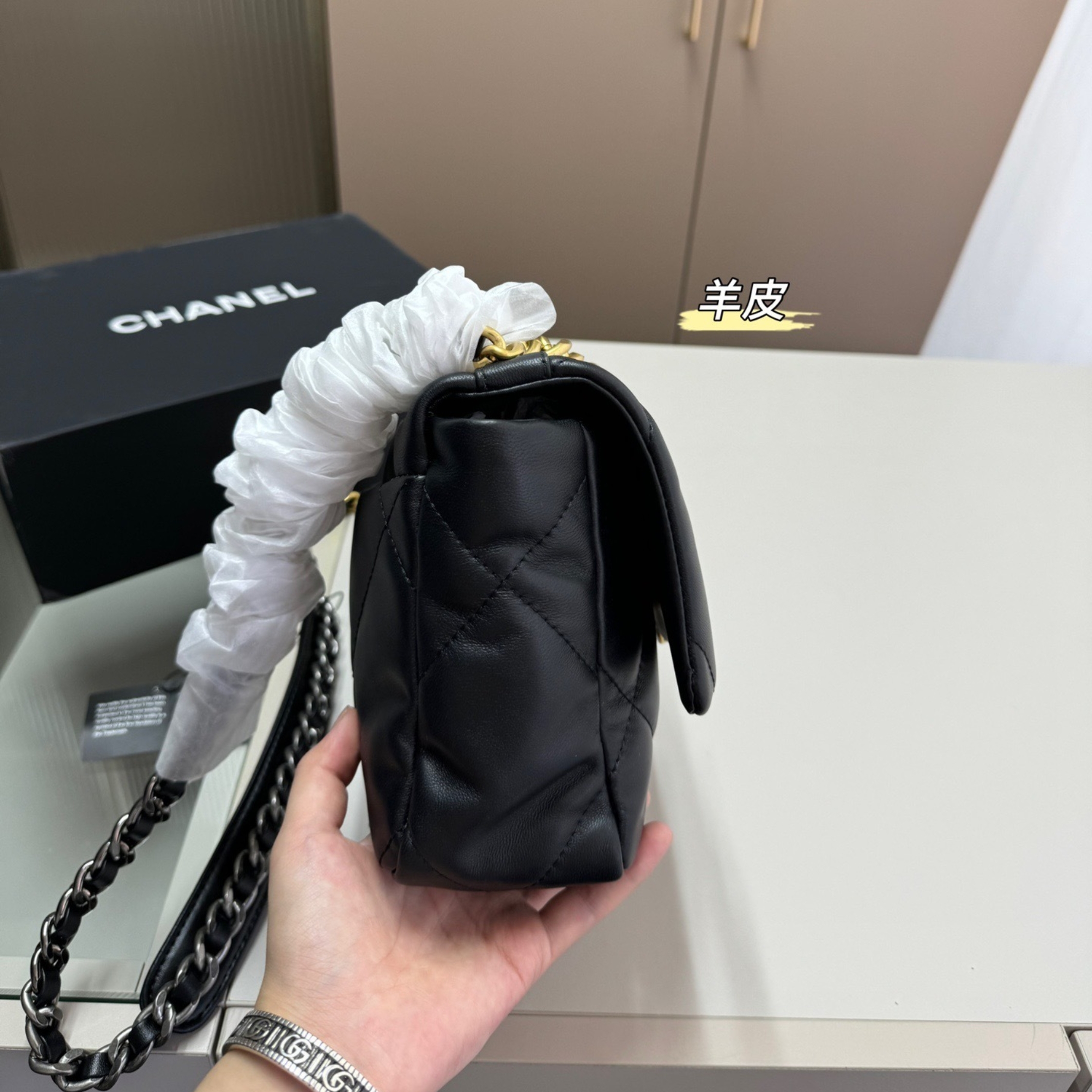 Chanel 19 Handbag Shiny Gold And Silver Tone Black 26Cm AS1160 B04852 94305 - Image 9