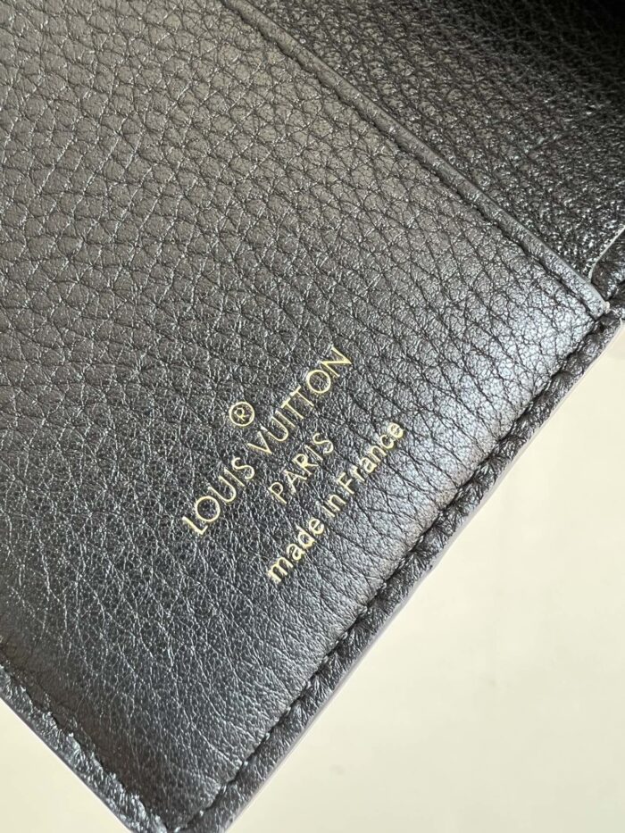 Alternative view of LOUIS VUITTON CLÉA WALLET BLACK M81139