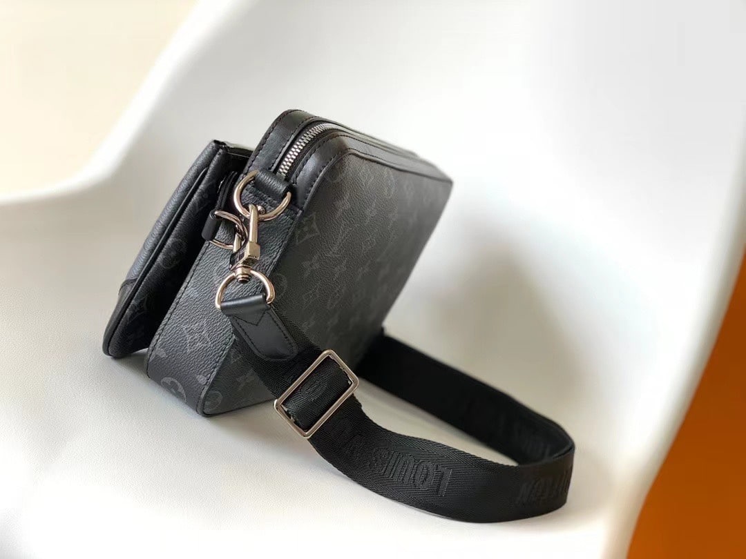 LOUIS VUITTON TRIO MESSENGER BAG 24CM M69443 - Image 9