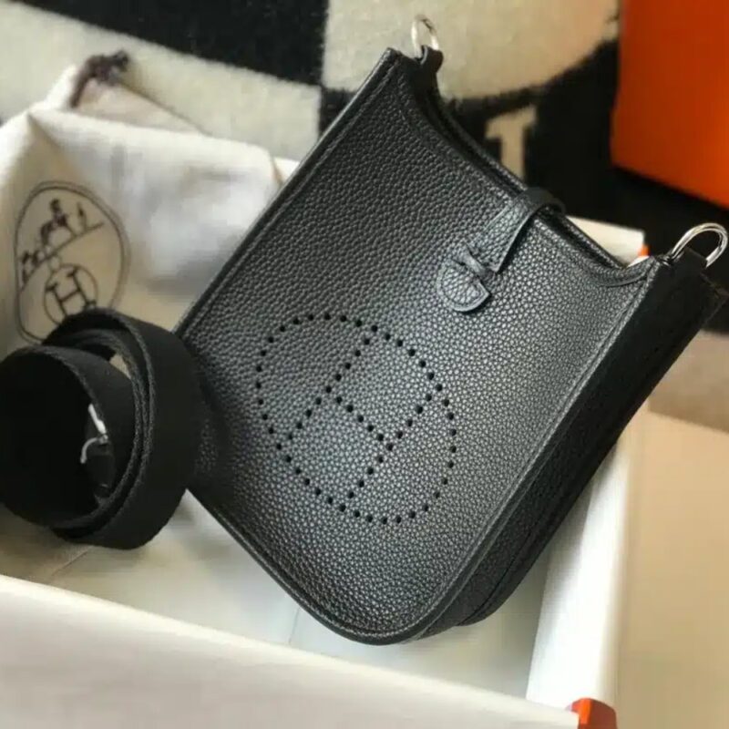 Alternative view of Hermes Evelyne 16 Amazone Black Bag 16Cm H069426Ckav