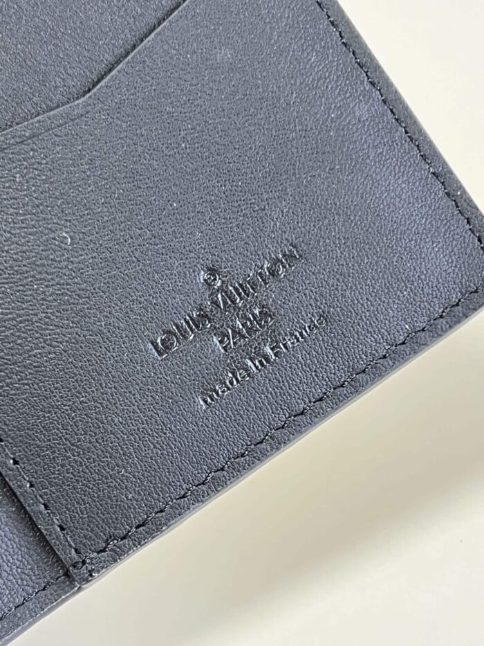 Alternative view of Louis Vuitton CC Holder Wallet 14cm M81314
