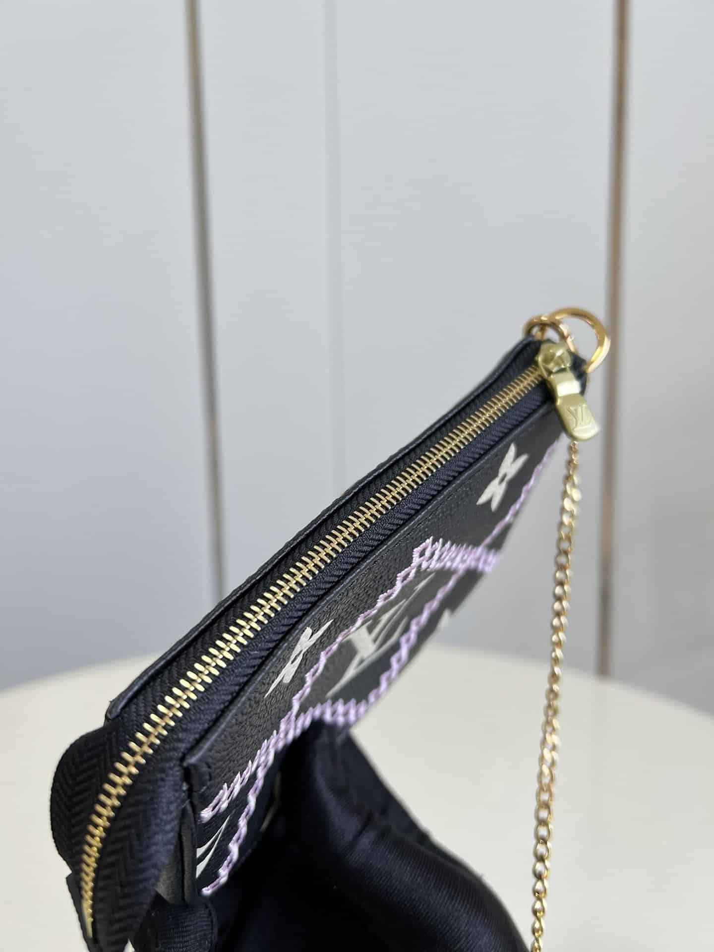 LOUIS VUITTON MINI POCHETTE ACCESSOIRES PINK M81140 - Image 5