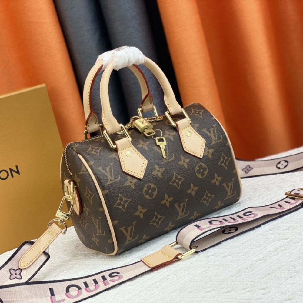 LOUIS VUITTON SPEEDY BANDOULIÈRE 20 BAG BLACK 20CM M46234 - Image 3