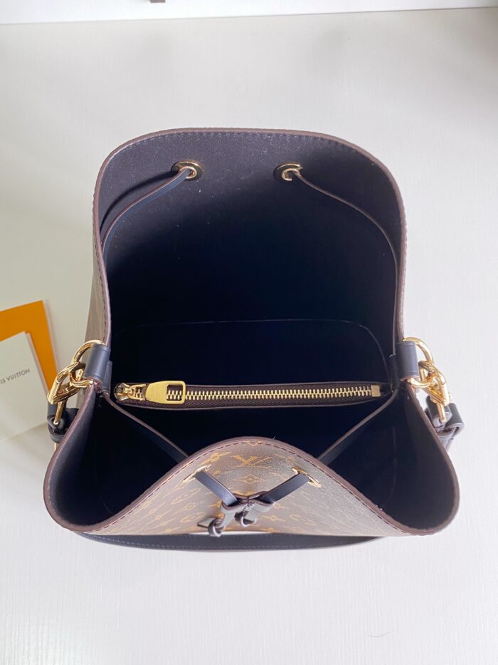 Alternative view of LOUIS VUITTON NÉONOÉ MM BLACK M44020