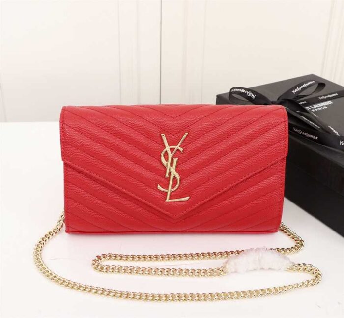 Alternative view of SAINT LAURENT CASSANDRE MATELASSÉ ENVELOPE IN GRAIN DE POUDRE EMBOSSED LEATHER RED 22CM 695108BOW016008