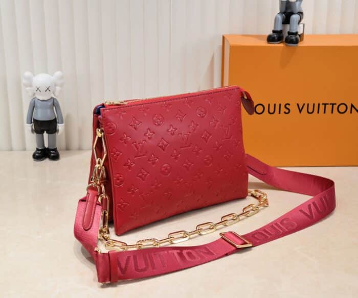 Alternative view of LOUIS VUITTON COUSSIN PM WINE 26CM M59275