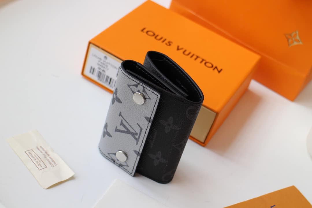 Louis Vuitton Discovery Compact Wallet M45417 - Image 6