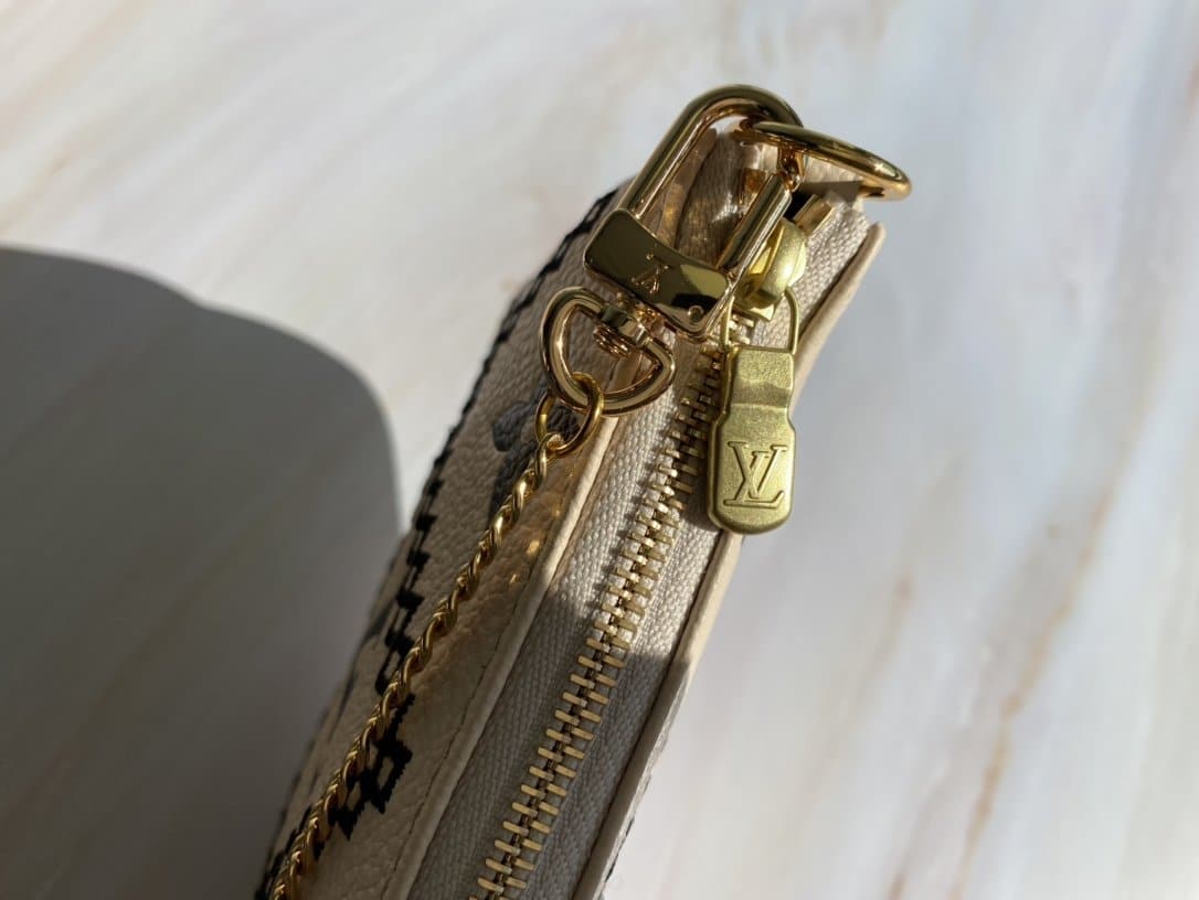 LOUIS VUITTON MINI POCHETTE ACCESSOIRES WHITE M81140 - Image 7