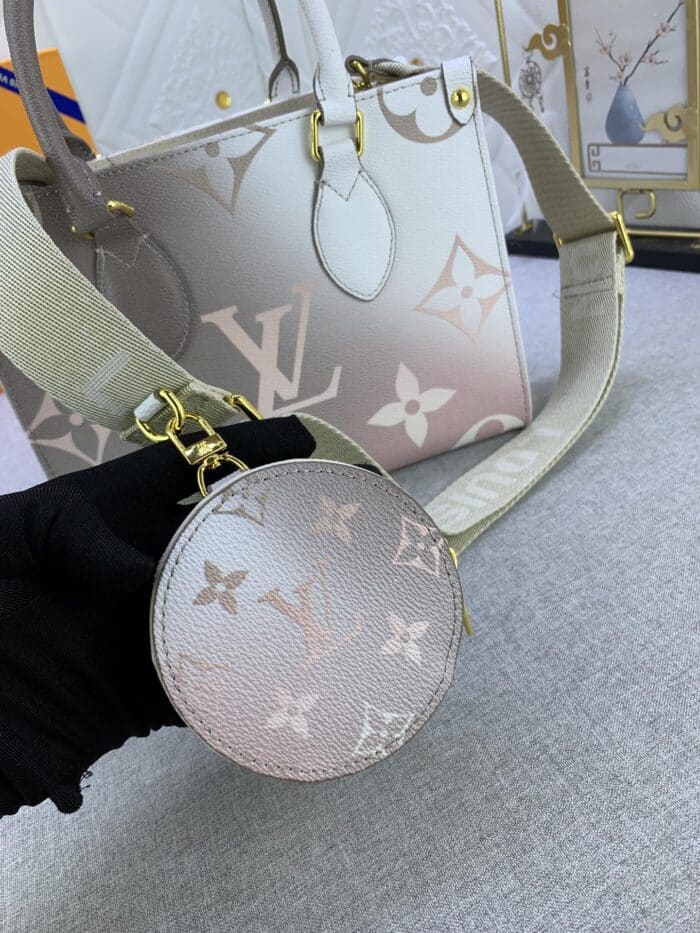Alternative view of LOUIS VUITTON ONTHEGO SUNSET GRAY 25CM