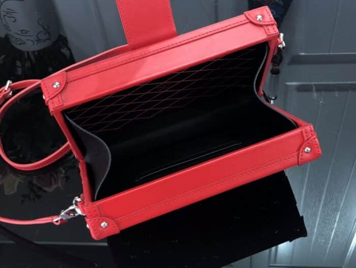 Alternative view of LOUIS VUITTON PETITE MALLE BAG RED M20354