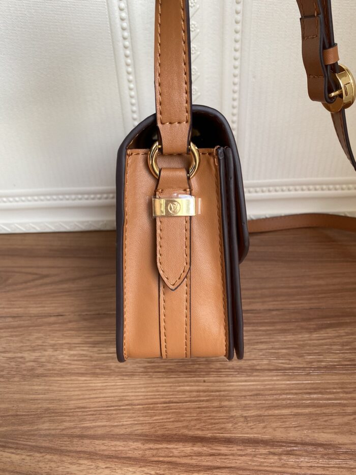 Alternative view of LOUIS VUITTON LV PONT 9 BROWN M56456