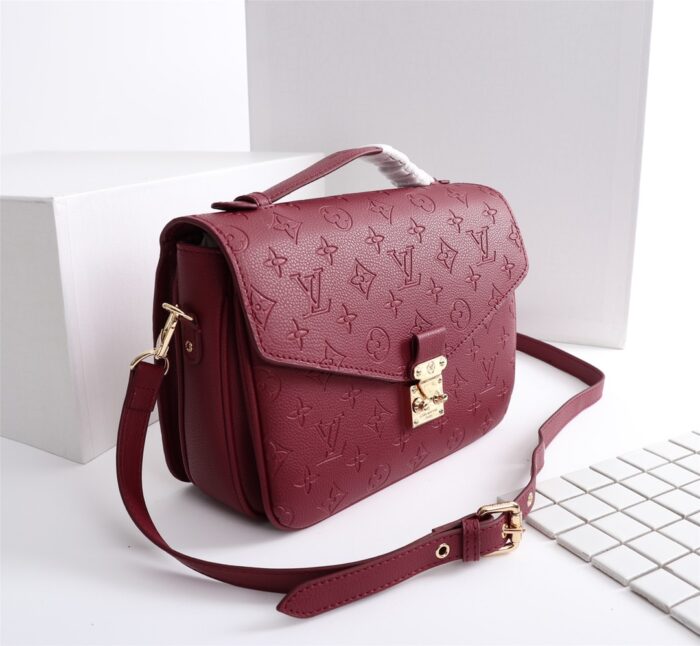 Alternative view of LOUIS VUITTON POCHETTE METIS CHERRY BERRY M44155