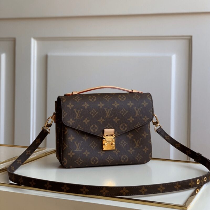 Alternative view of Louis Vuitton Monogram Canvas Pochette Métis 25Cm M44875