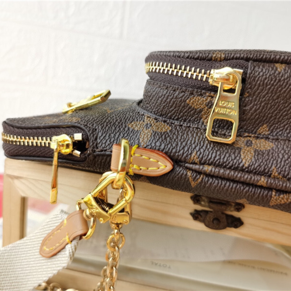 Louis Vuitton Utility Phone Pocket 19Cm M80746 - Image 7