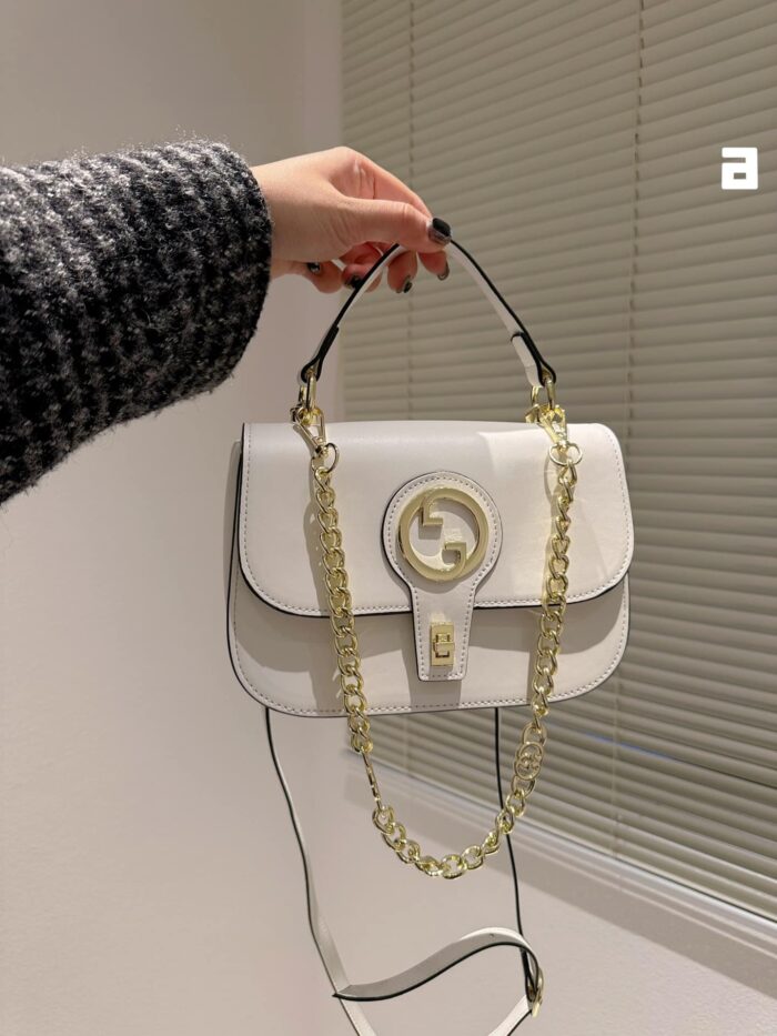 Alternative view of GUCCI BLONDIE TOP-HANDLE BAG WHITE 24CM 735101 UXX0G 9022