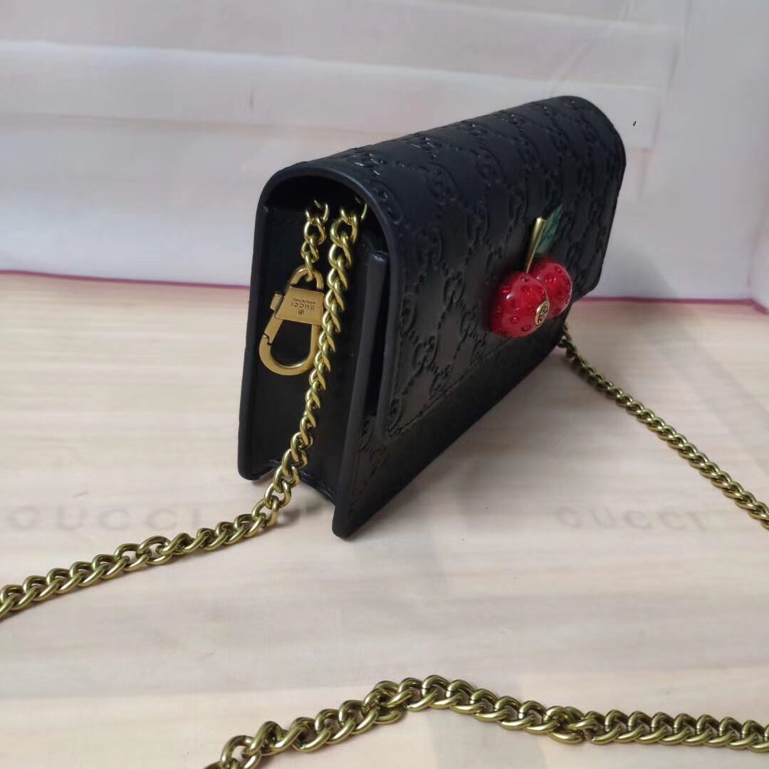 GUCCI GUCCISSIMA LEATHER MINI CHERRY CHAIN SHOULDER BAG BLACK 20CM - Image 5