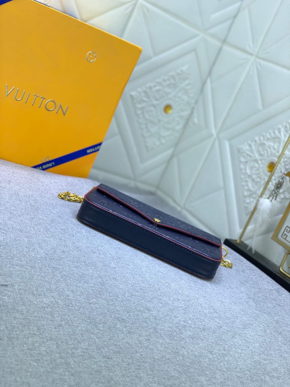 LOUIS VUITTON FÉLICIE POCHETTE NAVY BLUE M64099 - Image 4