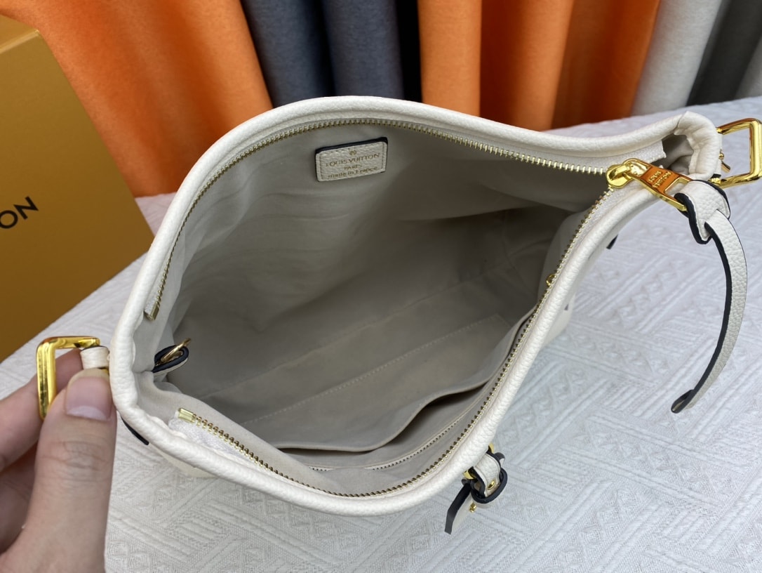 LOUIS VUITTON CARRYALL PM WHITE 29CM M46298 - Image 5