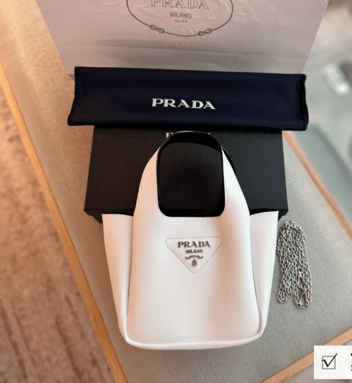 Alternative view of PRADA MINI LEATHER HANDBAG WHITE 18CM 1BA349 2DKV F0G3Z V OOO