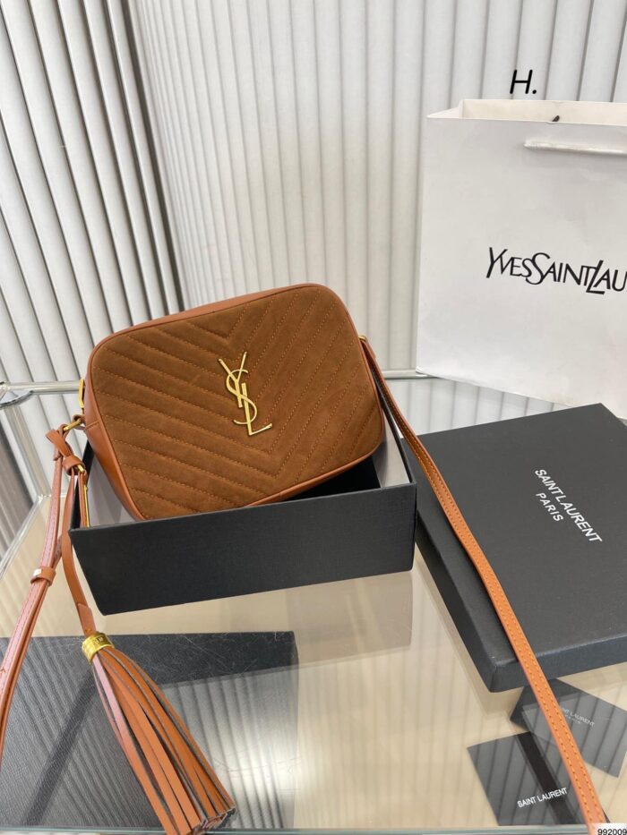 Alternative view of SAINT LAURENT LOU CAMERA BAG IN QUILTED SUEDE AND SMOOTH LEATHER 23CM 7152321S7R77761