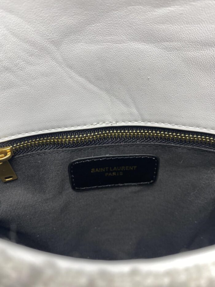Alternative view of SAINT LAURENT SMALL LOULOU BOUCLE BAG WHITE 23CM