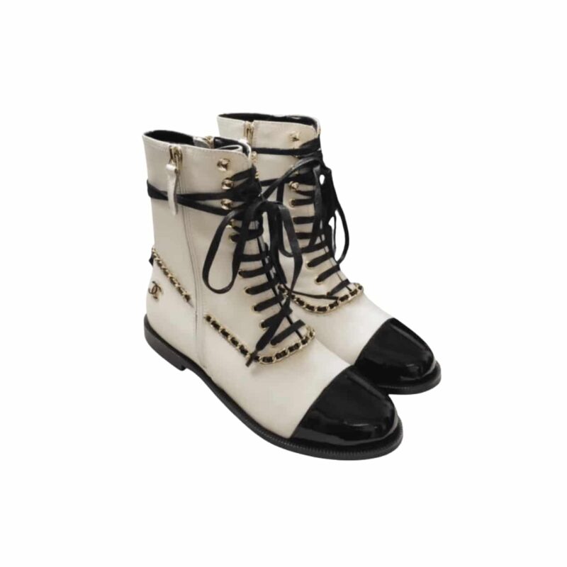 CHANEL BOTAS PARA MUJER WHITE AND BLACK