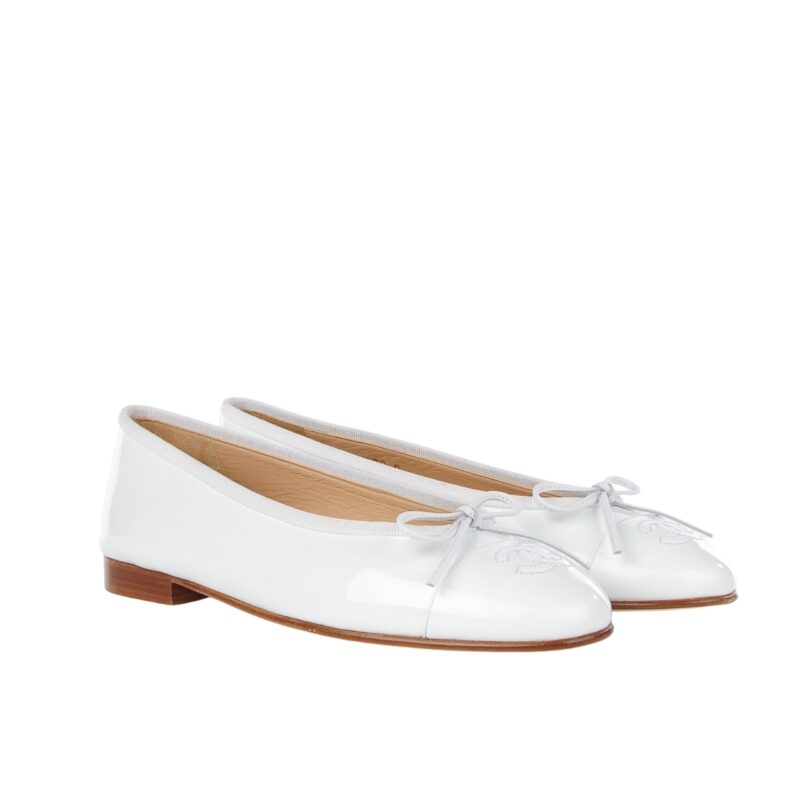 CHANEL BALLET FLATS WHITE