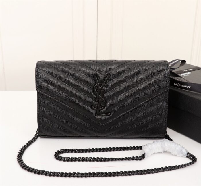 Alternative view of SAINT LAURENT CASSANDRE MATELASSÉ CHAIN WALLET IN GRAIN DE POUDRE EMBOSSED BLACK NOIR 22CM 377828BOW081000