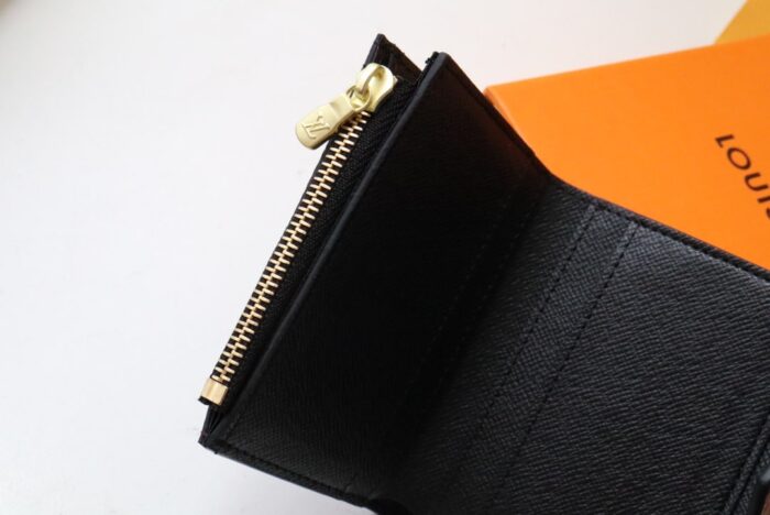 Alternative view of LOUIS VUITTON MONOGRAM ZOÉ WALLET M80725