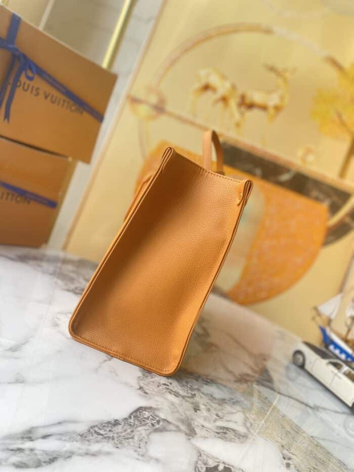 Alternative view of LOUIS VUITTON ONTHEGO MM 34CM M45982