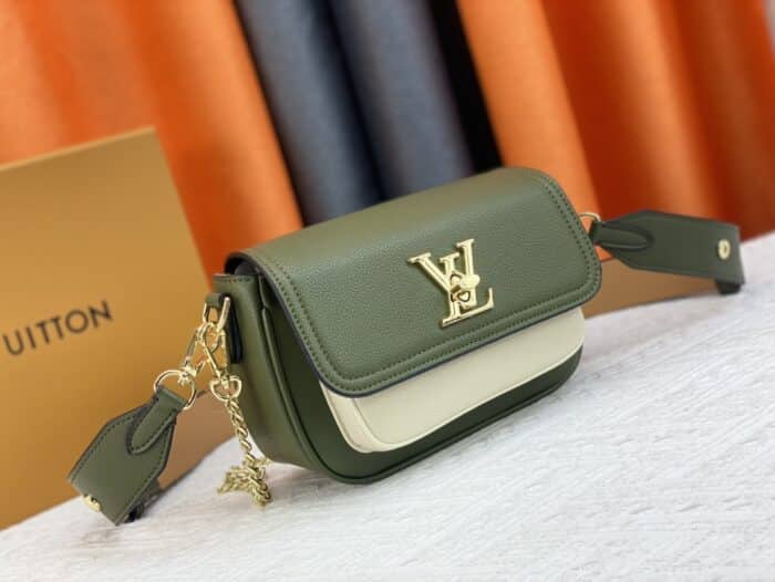 Alternative view of LOUIS VUITTON LOCKME TENDER BAG KHAKI GREEN M59731