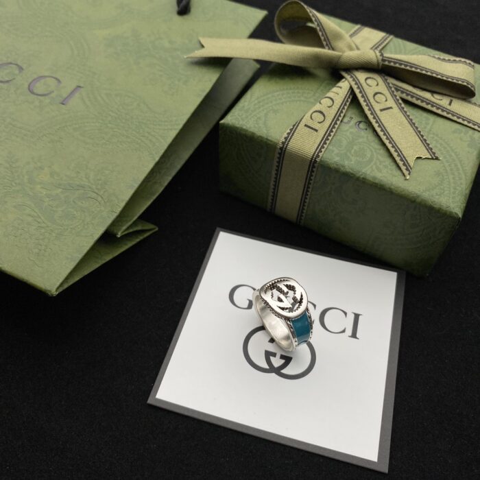 Alternative view of GUCCI GG INTERLOCKING SILVER RING YBC645572001