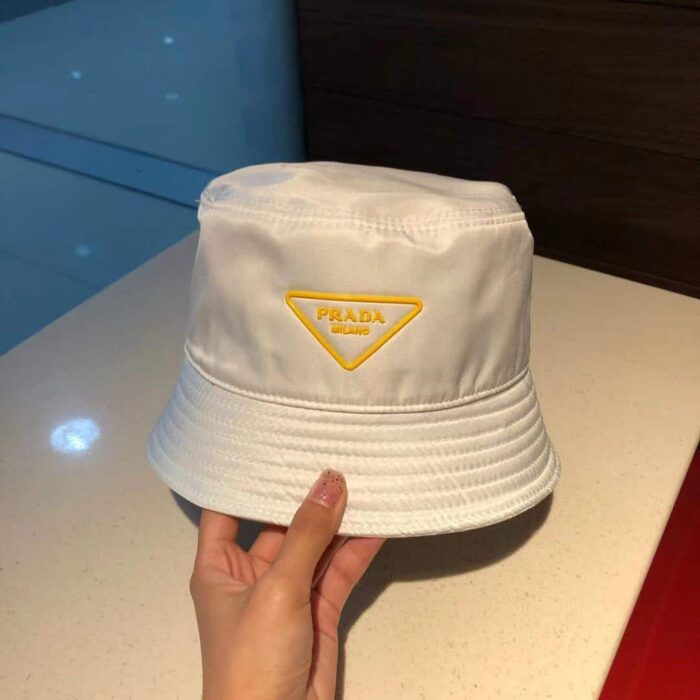 Alternative view of PRADA YELLOW LOGO BUCKET HAT WHITE